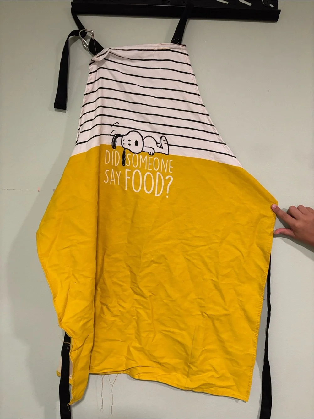 Peanuts Yellow Trim Kitchen Apron RARE - Picture 2 of 4